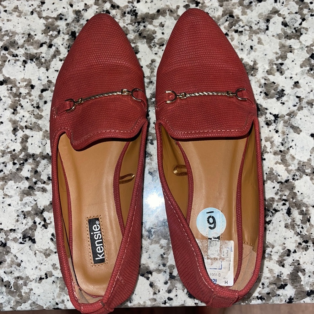 Red Pointy Toe Flats